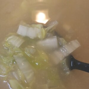 白菜とキャベツのお味噌汁